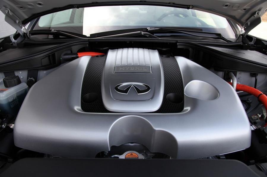 Infiniti M35h 2012 года  (фото 30 из 44)